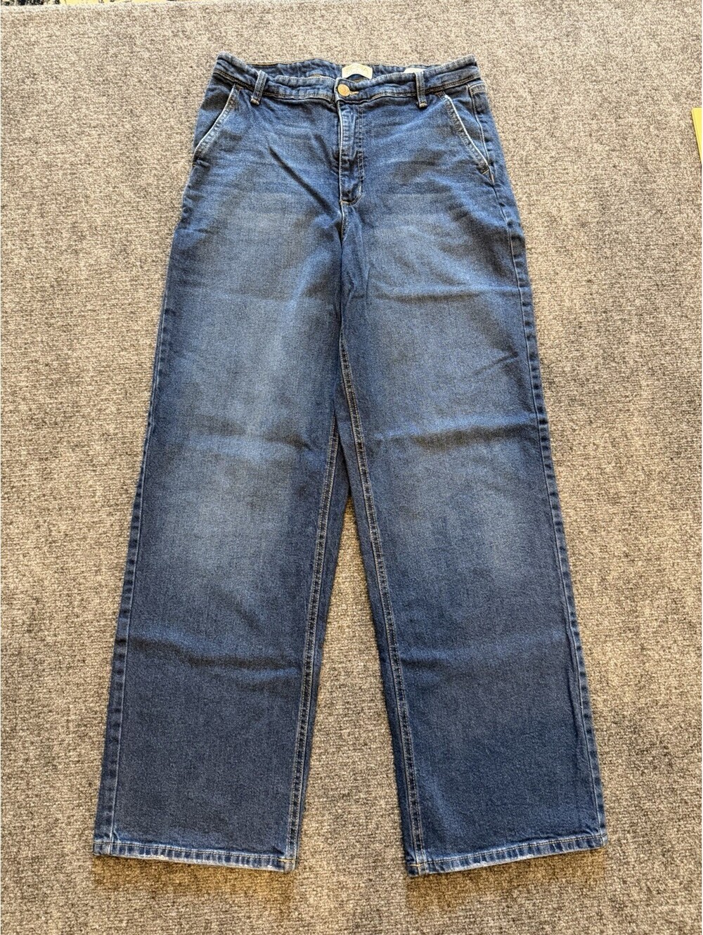 Sophia Vergara Wide Leg High Rise Dark Was Jeans / Relaxes Straight Leg - Sz 12